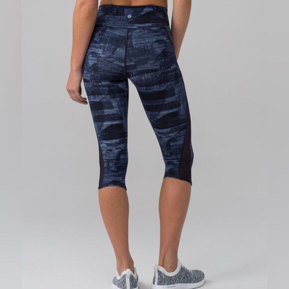 Lululemon Train Times Crop leggings Yoga Transition Multi Midnight Navy Black 8 - Picture 4 of 4